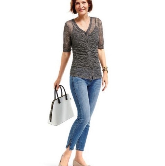 Cabi V Neck Bottom Gethered Placket Blouse - Picture 14 of 16